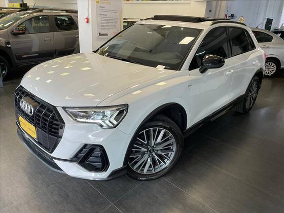 AUDI Q3 2.0 40 TFSI GASOLINA PERFORMANCE BLACK QUATTRO TIPTRONIC